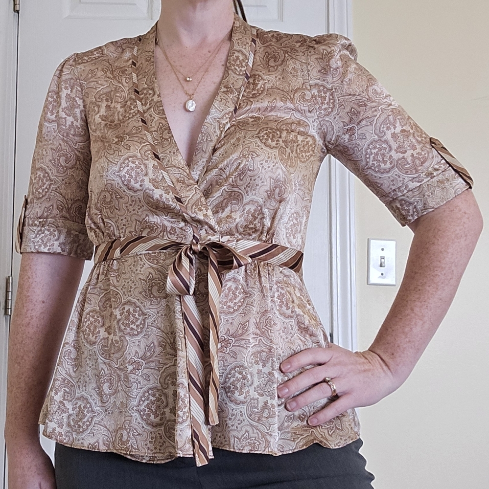 BCBG Silk Paisley Wrap Top Small - Picture 3 of 14